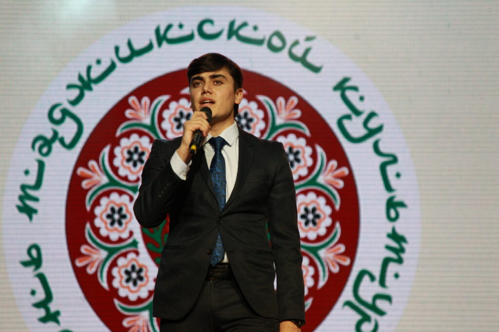 Read more about the article «День таджикской культуры»
